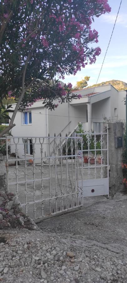 Apartman Bebic クレック エクステリア 写真